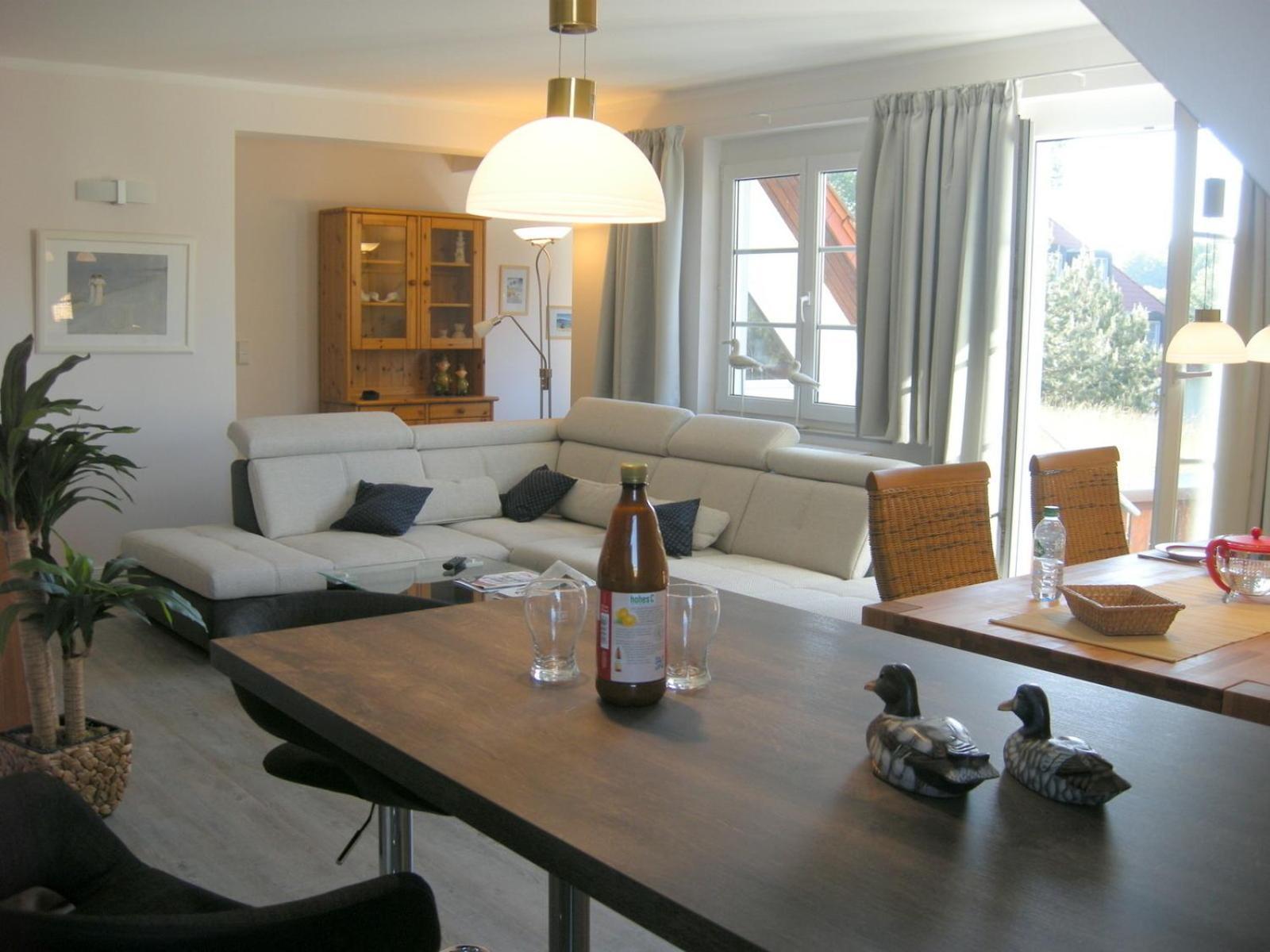 Resi F7 Apartment Преров Екстериор снимка